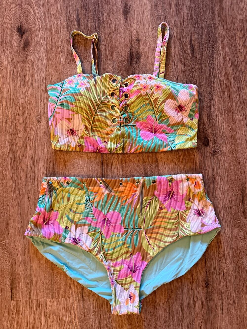 Coastal Waves Two Piece Bikini Tropical Print Size 2X